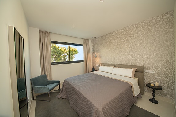 En megler med gode referanser - SPANIA1.no