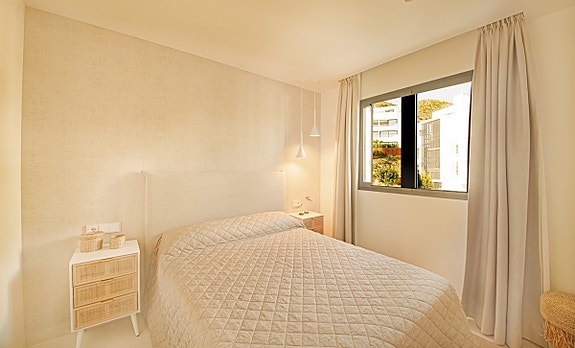 En megler med gode referanser - SPANIA1.no