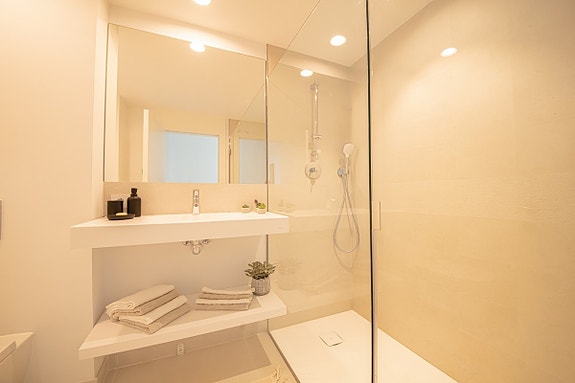 En megler med gode referanser - SPANIA1.no