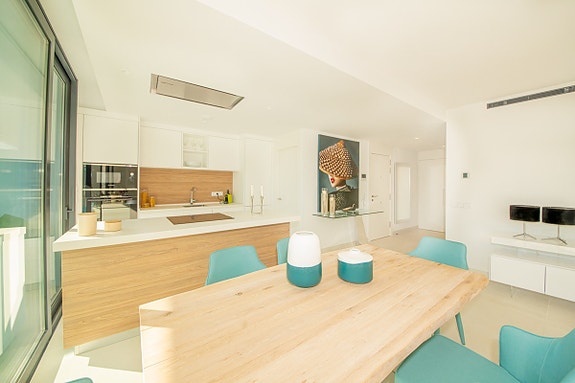 En megler med gode referanser - SPANIA1.no