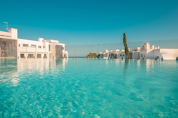 En megler med gode referanser - SPANIA1.no