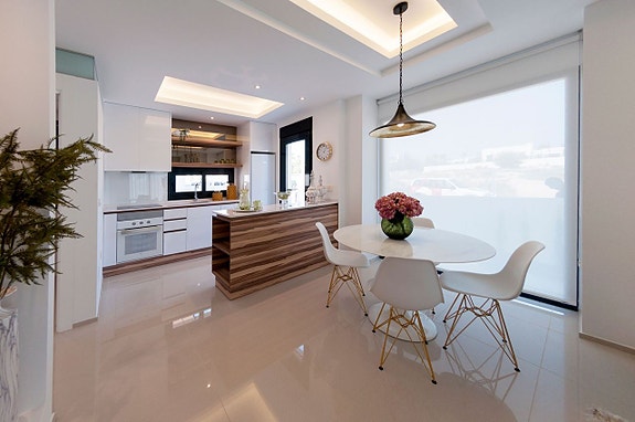 En megler med gode referanser -  SPANIA1.no