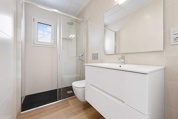 En megler med gode referanser - SPANIA1.no