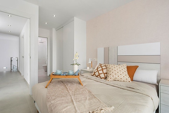 En megler med gode referanser - SPANIA1.no