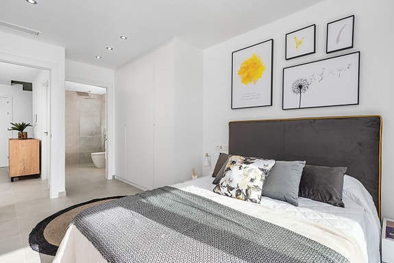 En megler med gode referanser - SPANIA1.no