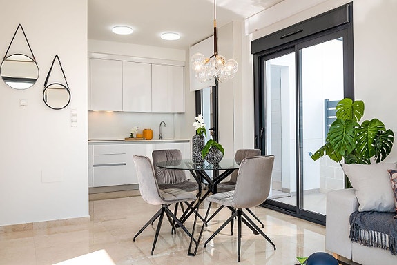 En megler med gode referanser - SPANIA1.no