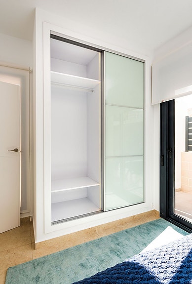 En megler med gode referanser - SPANIA1.no