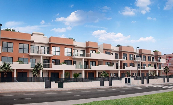 En megler med gode referanser - SPANIA1.no