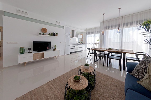 En megler med gode referanser - SPANIA1.no