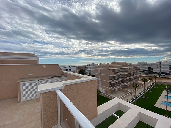 En megler med gode referanser - SPANIA1.no