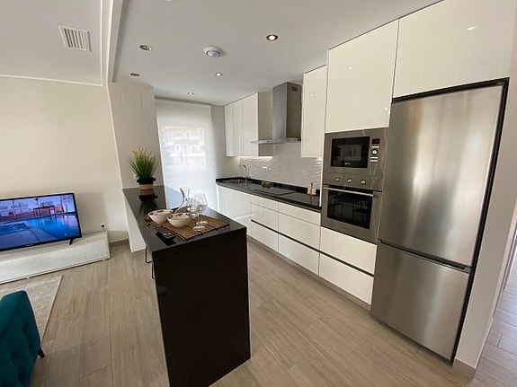 En megler med gode referanser - SPANIA1.no