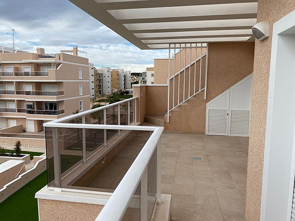 En megler med gode referanser - SPANIA1.no