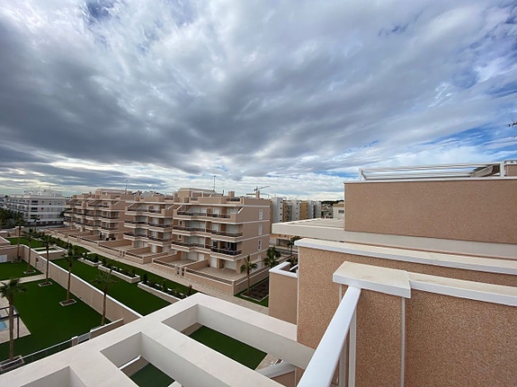 En megler med gode referanser - SPANIA1.no