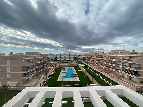 En megler med gode referanser - SPANIA1.no