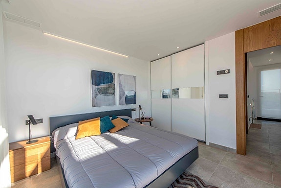 En megler med gode referanser -  SPANIA1.no