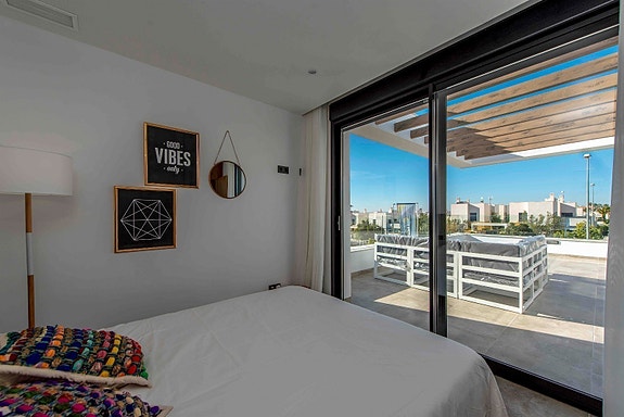 En megler med gode referanser -  SPANIA1.no