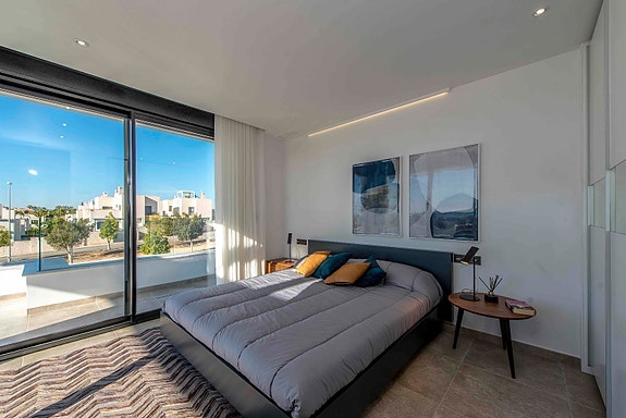 En megler med gode referanser -  SPANIA1.no