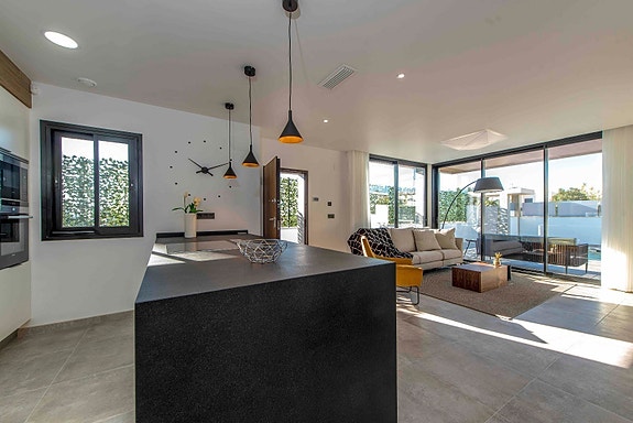 En megler med gode referanser -  SPANIA1.no