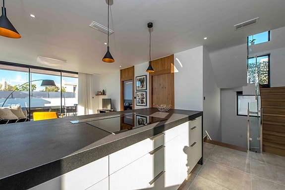 En megler med gode referanser -  SPANIA1.no