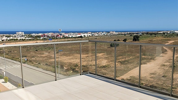 En megler med gode referanser - SPANIA1.no