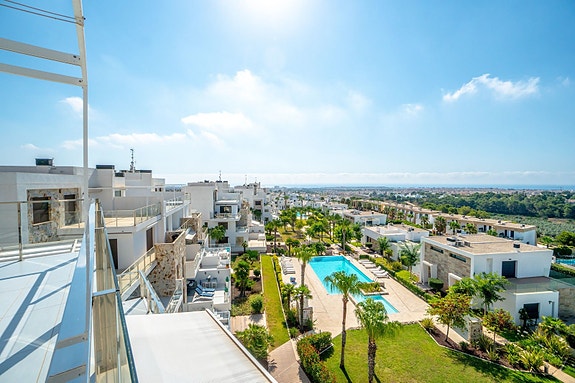 En megler med gode referanser - SPANIA1.no