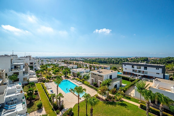 En megler med gode referanser - SPANIA1.no