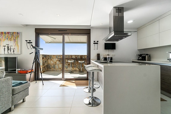 En megler med gode referanser - SPANIA1.no