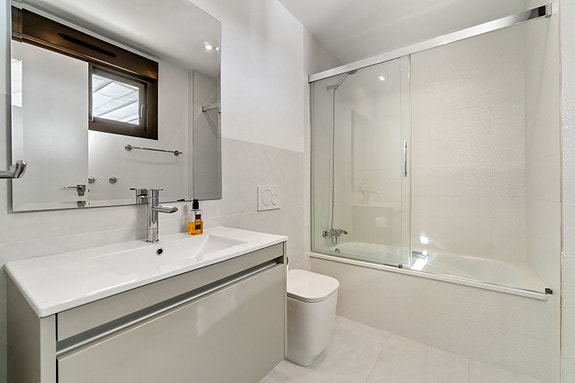 En megler med gode referanser - SPANIA1.no