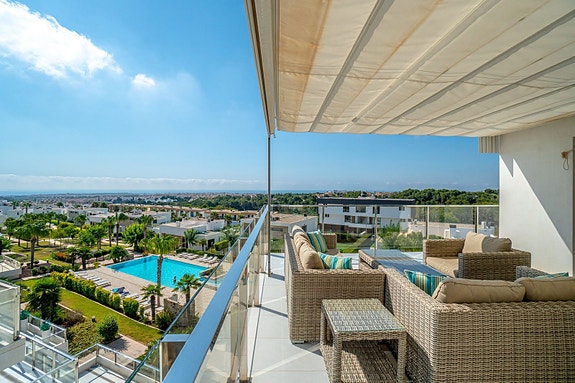 En megler med gode referanser - SPANIA1.no