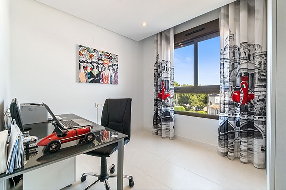 En megler med gode referanser - SPANIA1.no