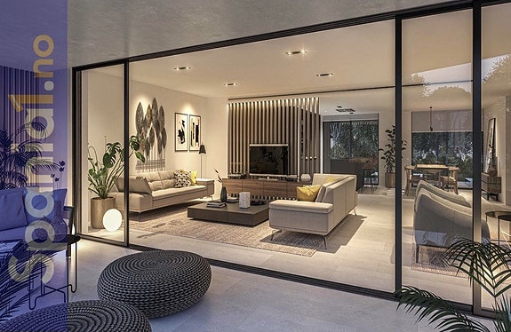 En megler med gode referanser - SPANIA1.no