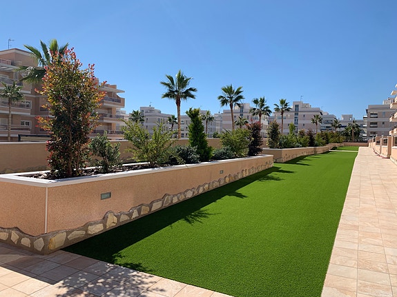 En megler med gode referanser -  SPANIA1.no