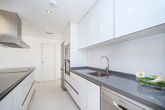 En megler med gode referanser - SPANIA1.no