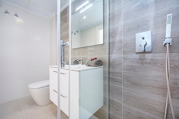 En megler med gode referanser - SPANIA1.no