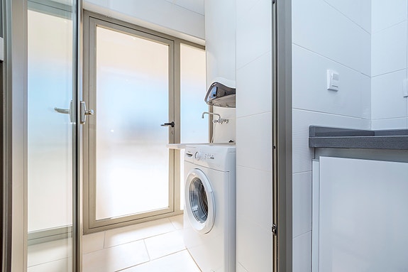 En megler med gode referanser - SPANIA1.no