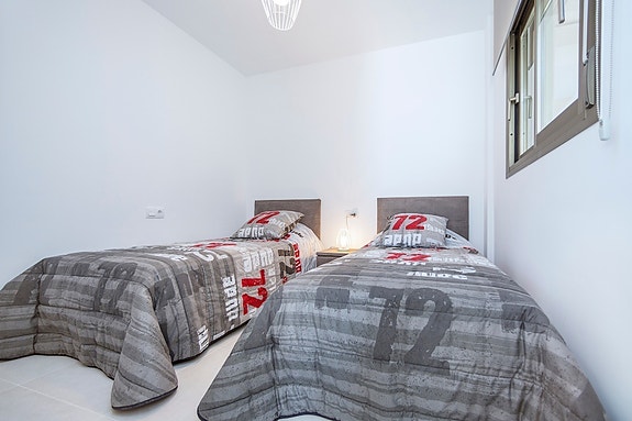 En megler med gode referanser - SPANIA1.no