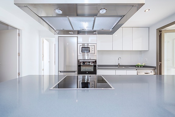 En megler med gode referanser - SPANIA1.no