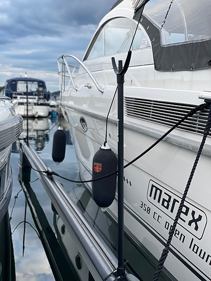 Marex 350 cc med D6 400 2 of 30