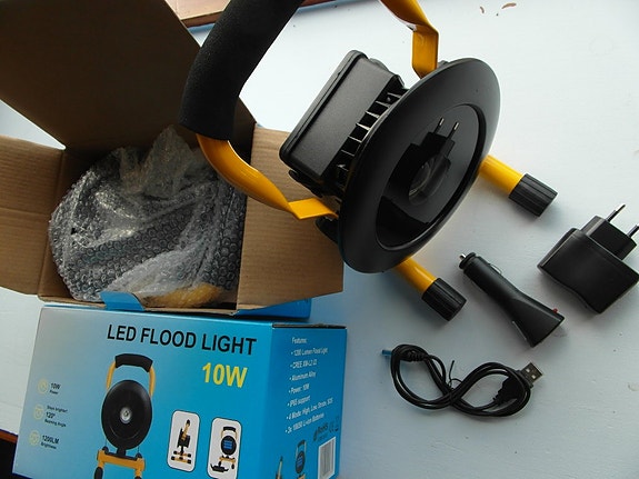 Product image 1 of 2