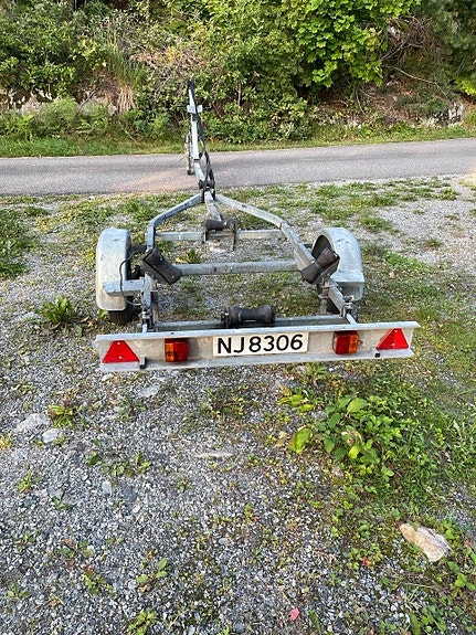 Ny Pris: Wesling 1982. 2021 mod 60 Hk Merc og Reg henger. Selges høyestbydene: 11 of 15