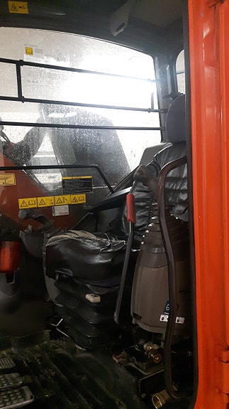 Hitachi 85US 4 of 17