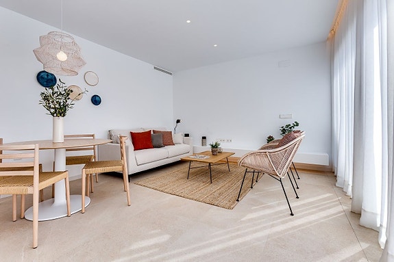 En megler med gode referanser - SPANIA1.no