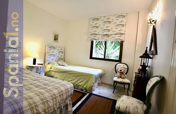 En megler med gode referanser - SPANIA1.no