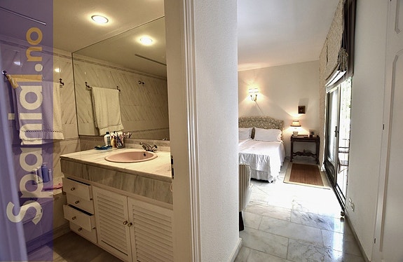 En megler med gode referanser - SPANIA1.no