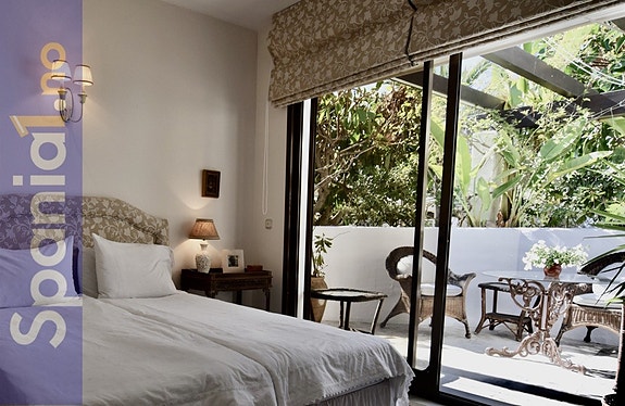 En megler med gode referanser - SPANIA1.no