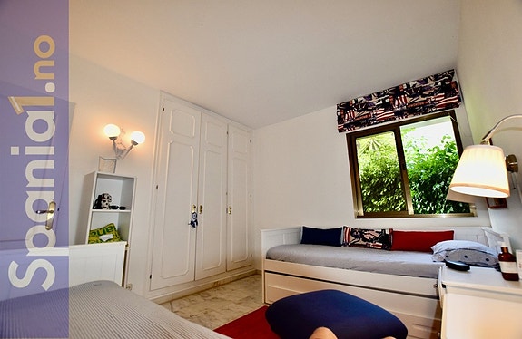 En megler med gode referanser - SPANIA1.no