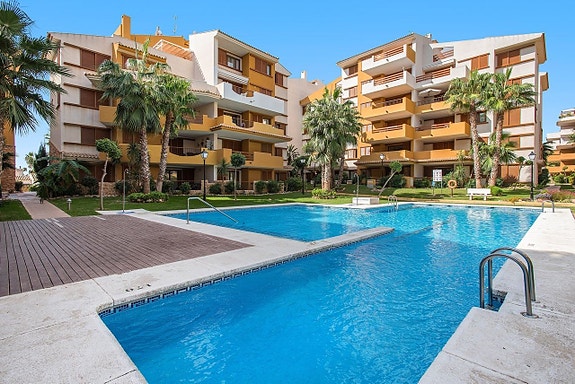 En megler med gode referanser - SPANIA1.no