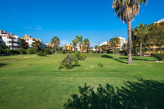 En megler med gode referanser - SPANIA1.no