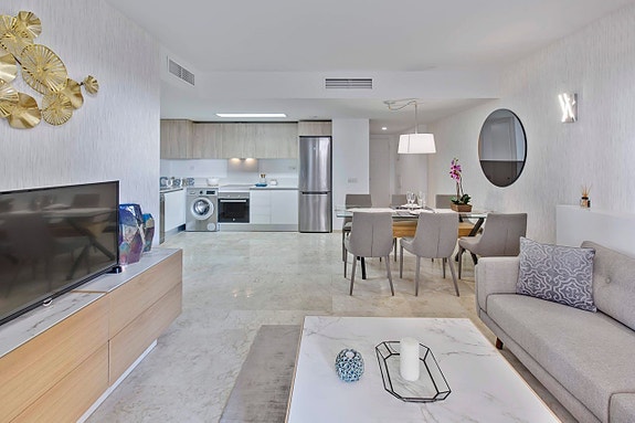 En megler med gode referanser - SPANIA1.no