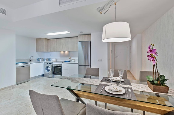 En megler med gode referanser - SPANIA1.no